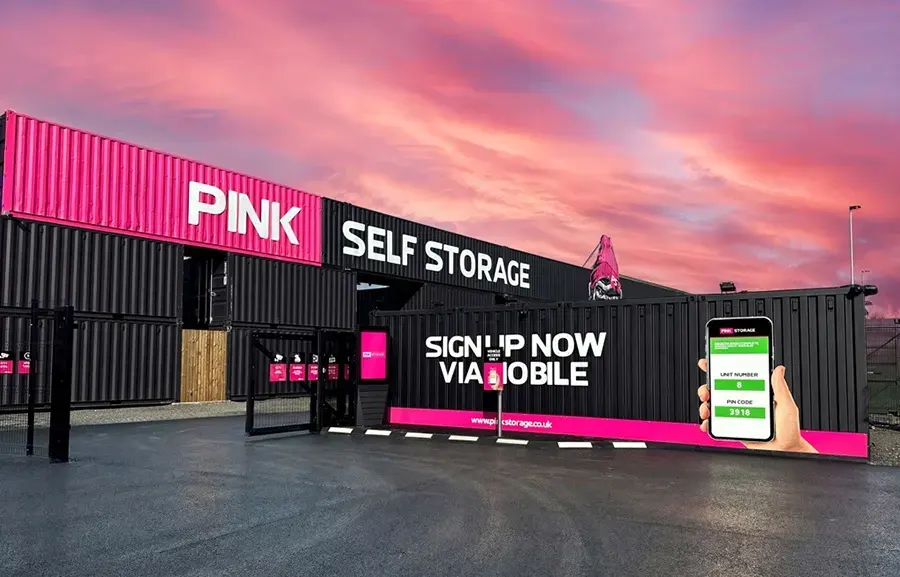 Mobile Self Storage — PinkStorage